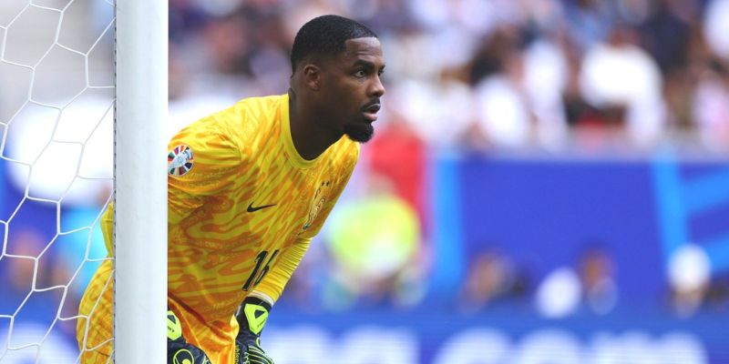 Maignan's Legacy: Shaping a New Era for French Goalkeepers