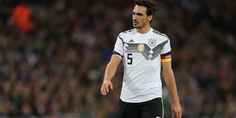 Mats Hummels' unique playing style